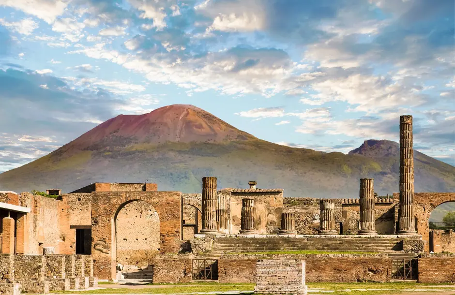 Private 2-Hour Pompeii Tour with an Archaeologist-1