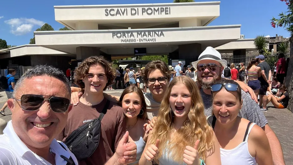 Archaeological Museum of Naples and Pompeii with an archaeologist-3
