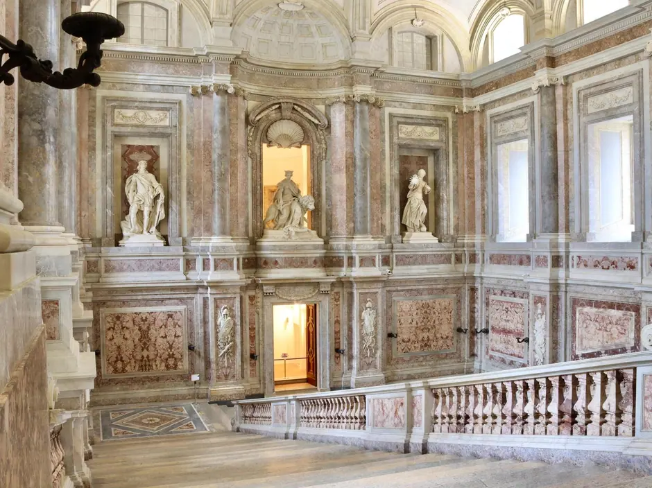 The Royal Palace of Caserta and the Amphitheatre of Capua-2