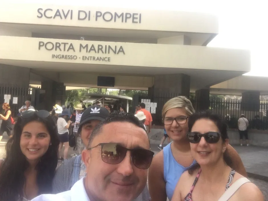 Archaeological Museum of Naples and Pompeii with an archaeologist-2